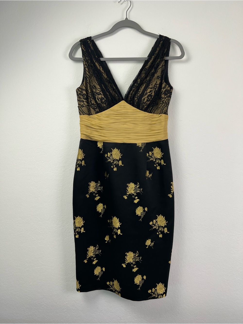 Phoebe Couture Oriental Black & Gold Floral Sleeveless Formal Cocktail Dress